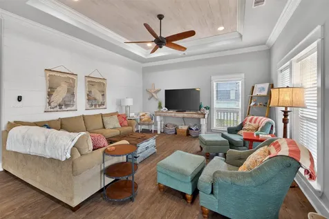 844 Eastview Crystal Beach TX 77650