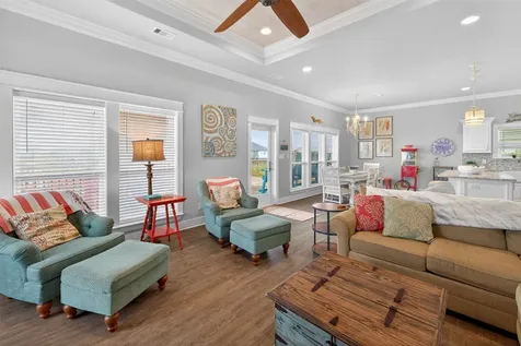 844 Eastview Crystal Beach TX 77650
