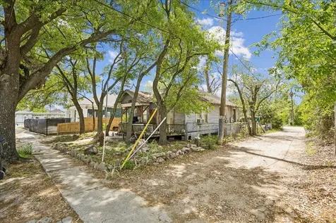 1707 Yale Street Houston TX 77008