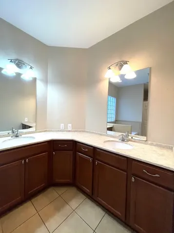 12623 Ashford Shore Drive Houston TX 77072