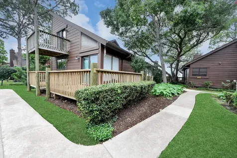 651 Davis Road League City TX 77573