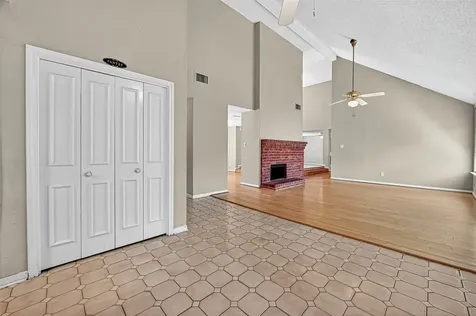 1535 Beaconshire Road Houston TX 77077