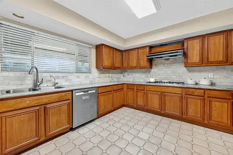 1535 Beaconshire Road Houston TX 77077