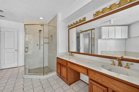 1535 Beaconshire Road Houston TX 77077