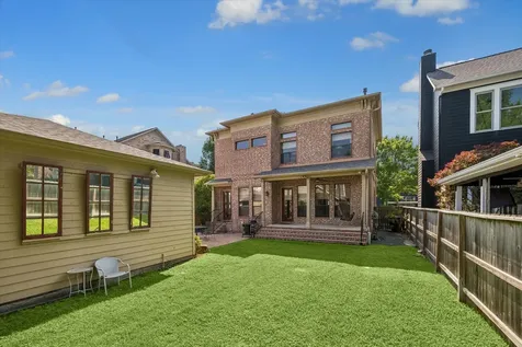938 Columbia Street Houston TX 77008