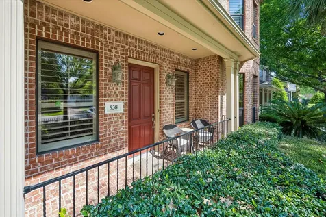 938 Columbia Street Houston TX 77008