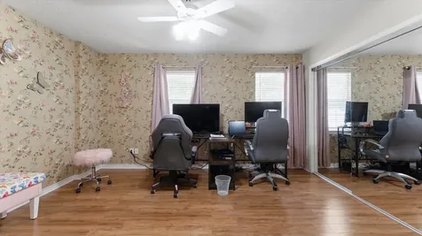 1928 Greentree Drive Huntsville TX 77340