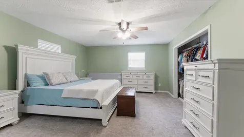 1928 Greentree Drive Huntsville TX 77340