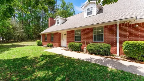 1928 Greentree Drive Huntsville TX 77340