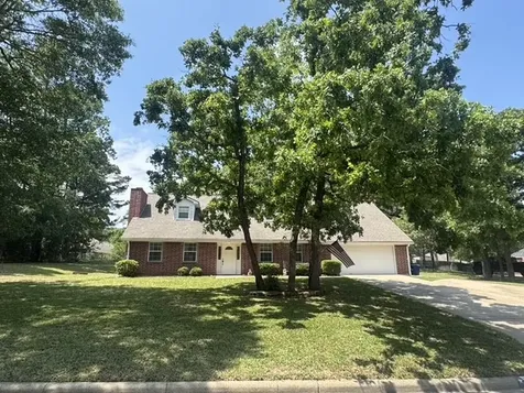 1928 Greentree Drive Huntsville TX 77340