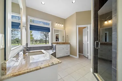 32540 Courtney Navasota TX 77868