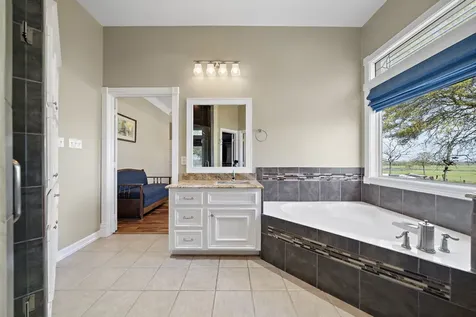 32540 Courtney Navasota TX 77868