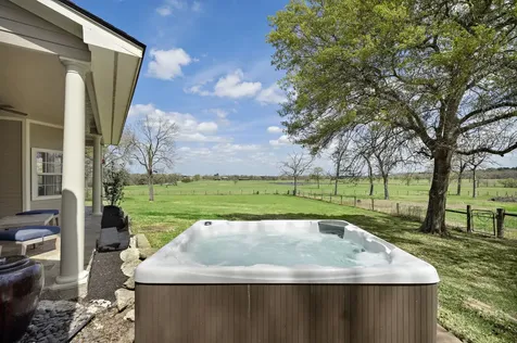 32540 Courtney Navasota TX 77868