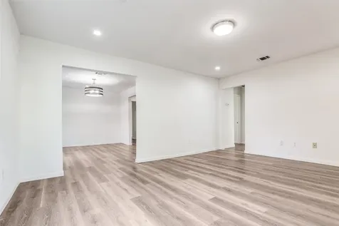 1749 Des Jardines Street Houston TX 77023