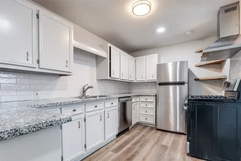 1749 Des Jardines Street Houston TX 77023