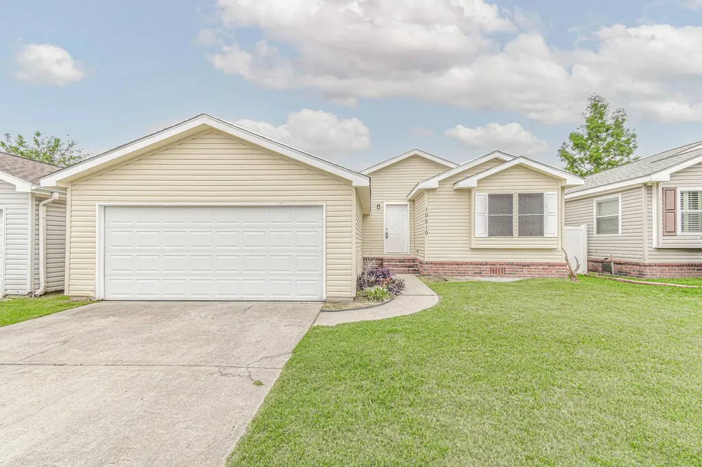 10210 Berrypatch Lane Tomball TX 77375