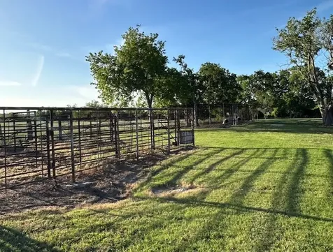 8695 N State Highway 71 El Campo TX 77437