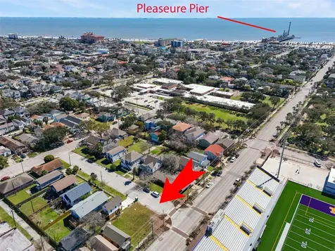 1326 27th Street Galveston TX 77550