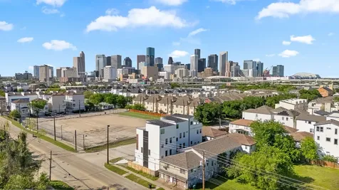 2427 Bastrop Street Houston TX 77004