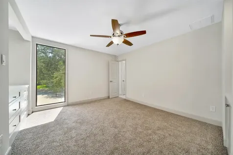 15607 Memorial Drive Houston TX 77079
