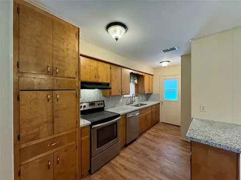 423 Edens Street Grapeland TX 75844