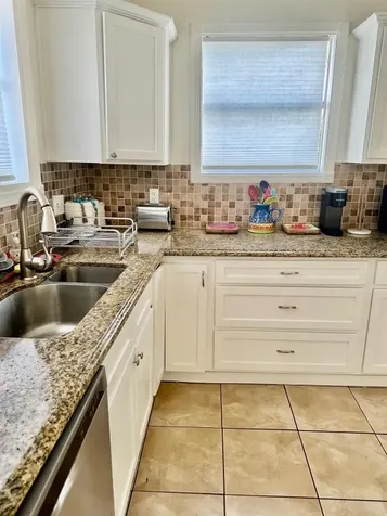 114 17th Street Street Galveston TX 77550