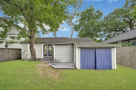 541 W 18th Street Houston TX 77008