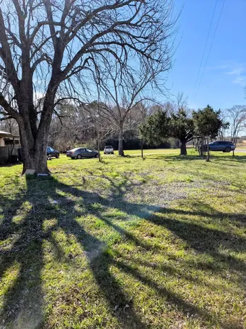198 County Road 2271 Cleveland TX 77327