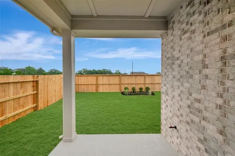 16814 Burr Oak Colony Street Hockley TX 77447