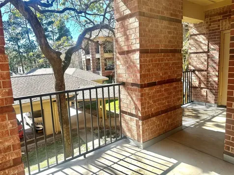 2815 Kings Crossing Drive 209 Kingwood TX 77345