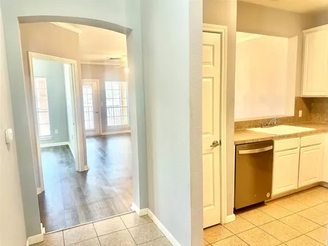 2815 Kings Crossing Drive 209 Kingwood TX 77345