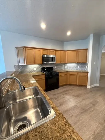 850 Saltcreek Bend Lane La Marque TX 77568