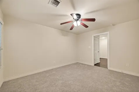 5972 Kansas Street Houston TX 77007