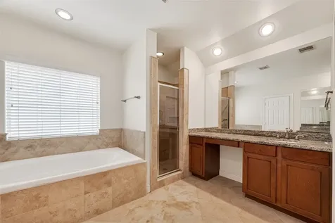 5972 Kansas Street Houston TX 77007