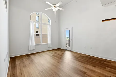 1010 Rosine Street 43 Houston TX 77019