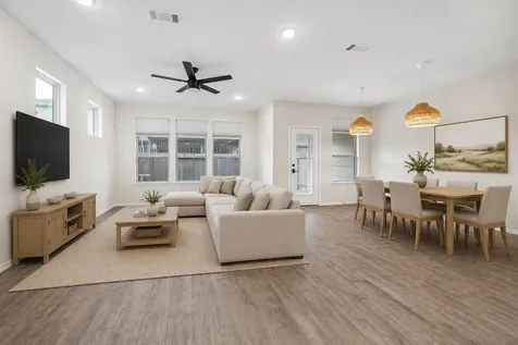 1821 Agoura Hills Drive Houston TX 77080
