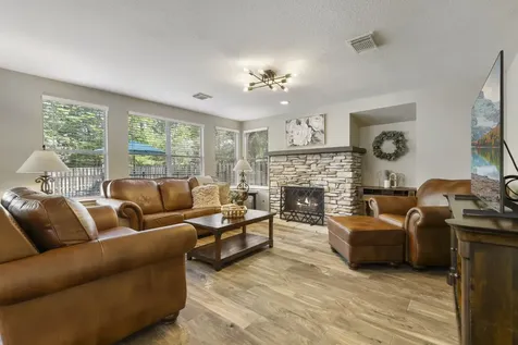 50 W New Avery Place The Woodlands TX 77382