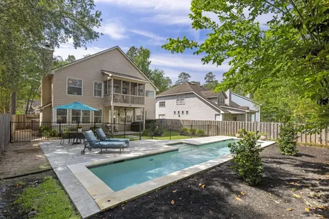 50 W New Avery Place The Woodlands TX 77382