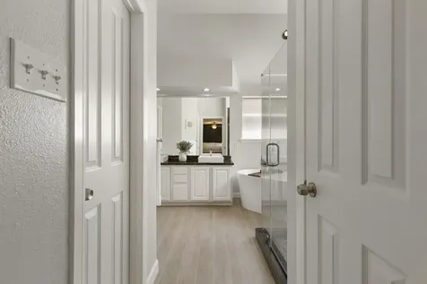 50 W New Avery Place The Woodlands TX 77382