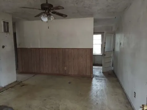 406 Jenkins Street Daingerfield TX 75638