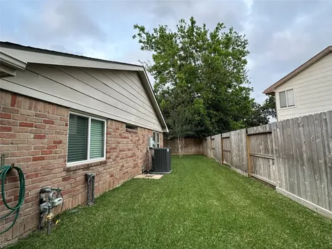 2211 Brook View Lane Sugar Land TX 77479
