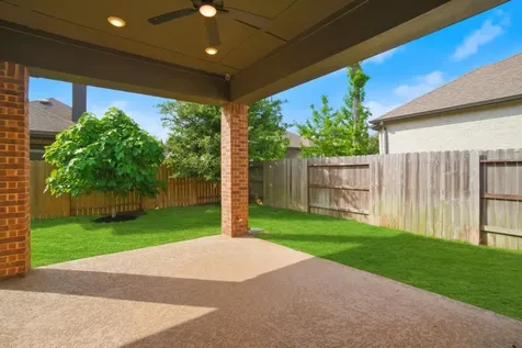 406 Boggy Belt Lane Conroe TX 77304