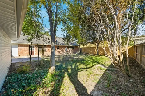 7230 Bayou Forest Drive Houston TX 77088