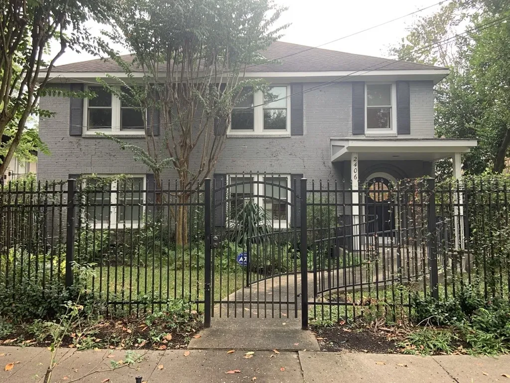 2406 Elmen Street Houston TX 77019
