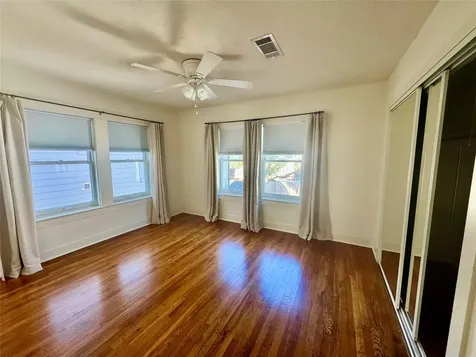 2406 Elmen Street Houston TX 77019