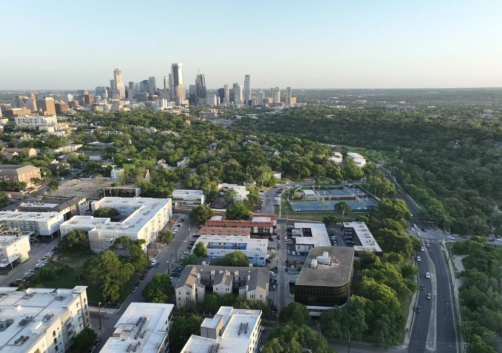 2414 Longview Street 202 Austin TX 78705