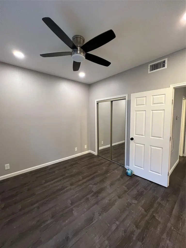 2414 Longview Street 202 Austin TX 78705