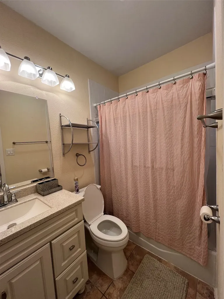 2414 Longview Street 202 Austin TX 78705