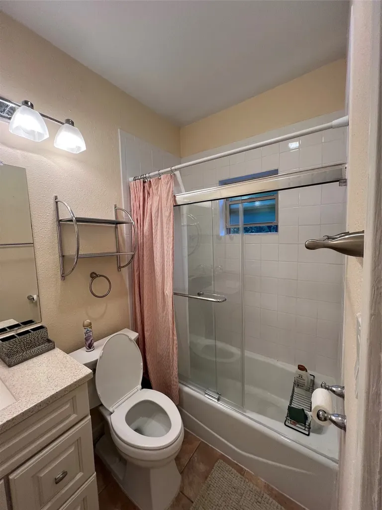2414 Longview Street 202 Austin TX 78705