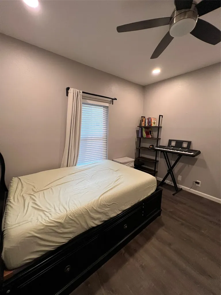 2414 Longview Street 202 Austin TX 78705